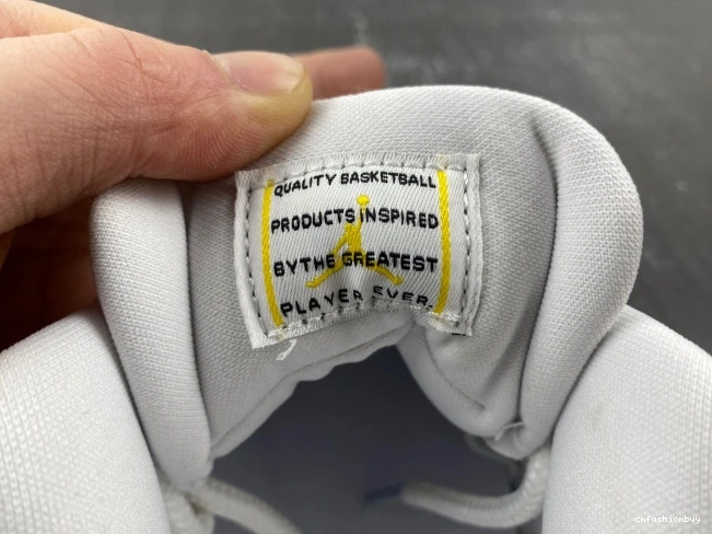 Snakeskin Air Low Jordan Yellow WMNS 11 AH7860-107 1014
